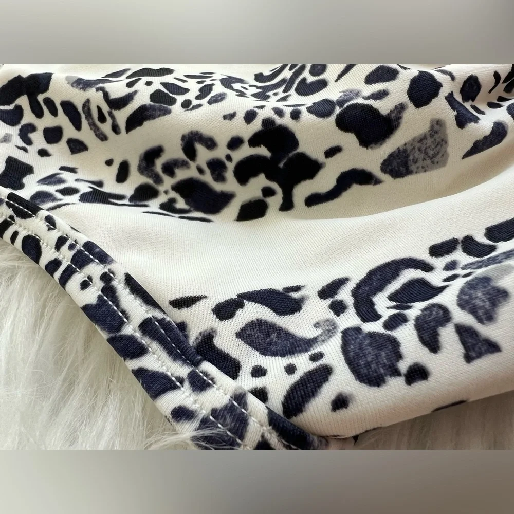 Athleta Zimbabwe High Neck Bikini Top 36 B/C
